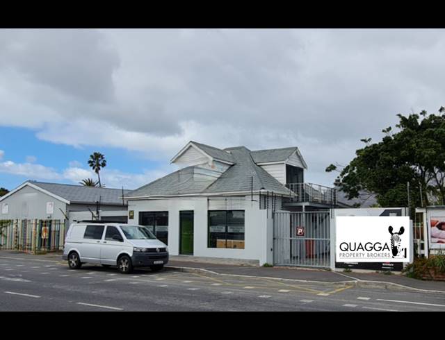 220M² RETAIL SOLD IN TOKAI
